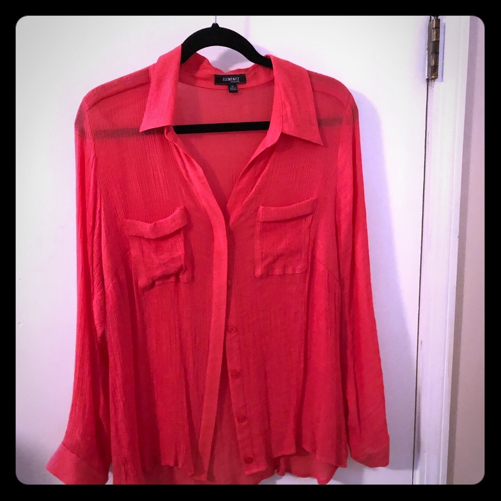 🌹- Women salmon color button down top